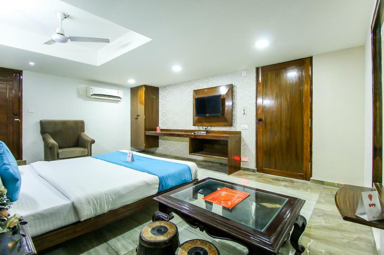 Hotel Seven Ahmedabad Exterior photo