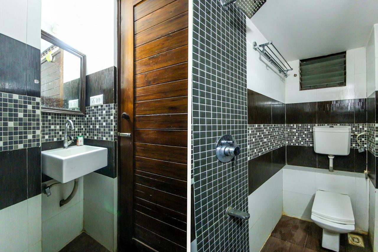 Hotel Seven Ahmedabad Exterior photo