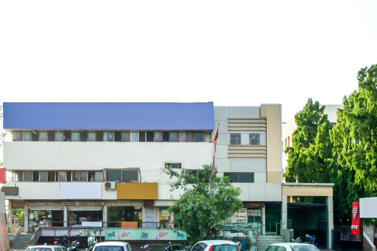 Hotel Seven Ahmedabad Exterior photo
